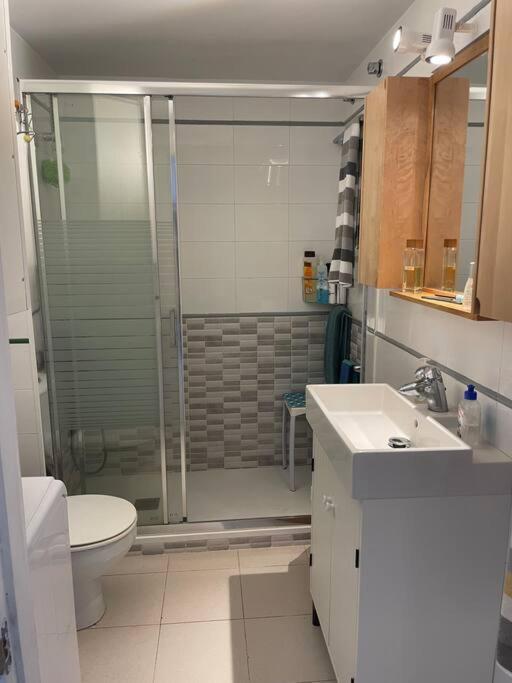 Apartamento Con Piscina En Llançà Exterior foto